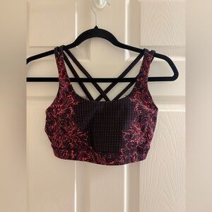 Size 6 - Lululemon - Sports Bra - EUC